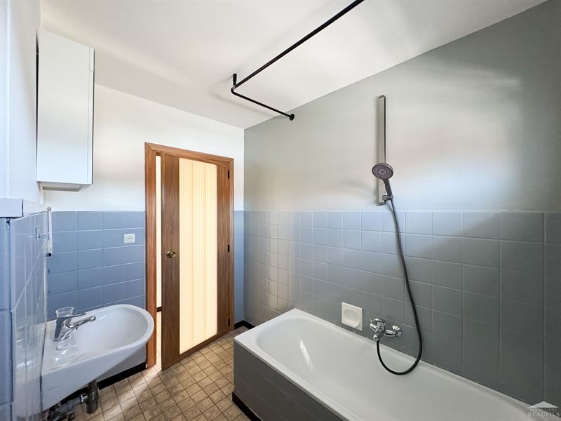 Image 8 : Appartement à 1480 TUBIZE (Belgique) - Prix 800 &euro;