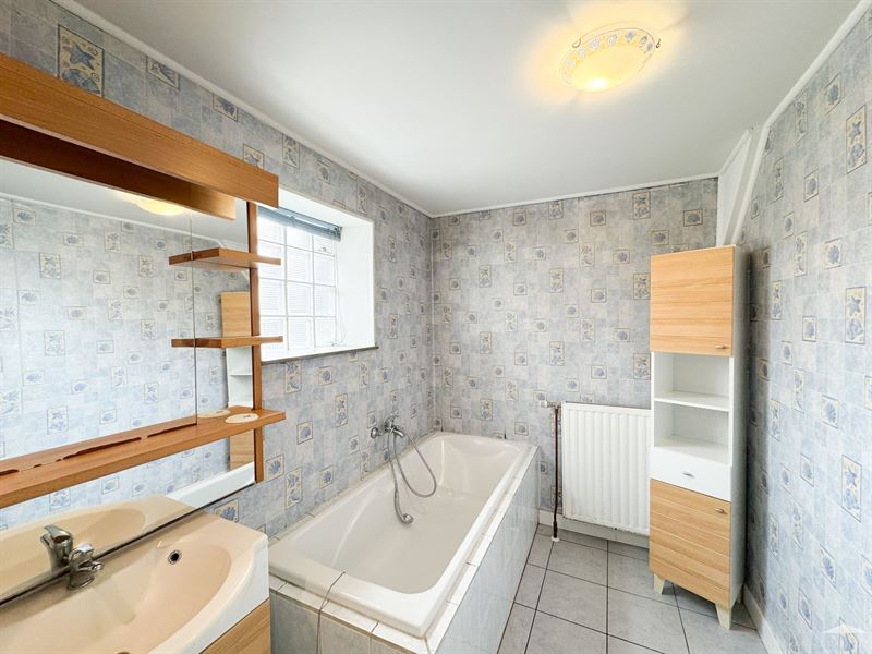 Image 11 : Appartement à 6041 GOSSELIES (Belgique) - Prix 750 &euro;