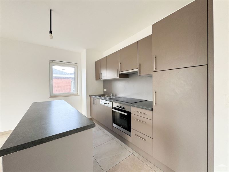 Image 8 : Appartement à 7090 BRAINE-LE-COMTE (Belgique) - Prix 950 &euro;
