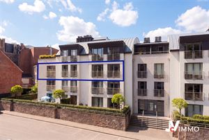 Grand appartement 4 chambres en plein coeur de la ville Thermale