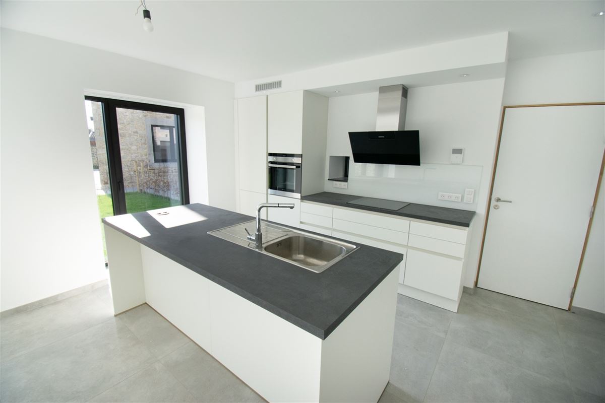 Image 7 : Appartement à 4140 DOLEMBREUX (Belgique) - Prix 1.400 €