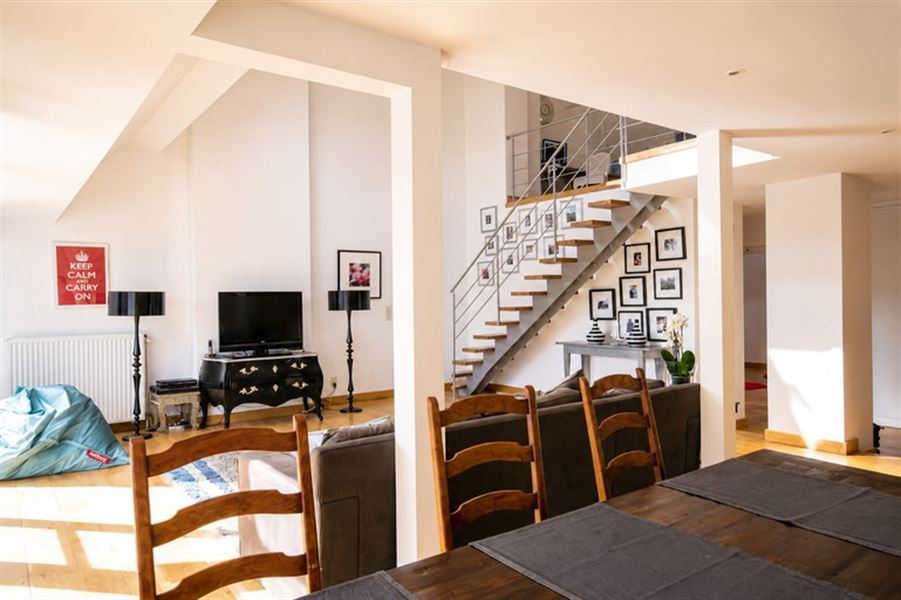 Penthouse avec grande terrasse proche Stéphanie