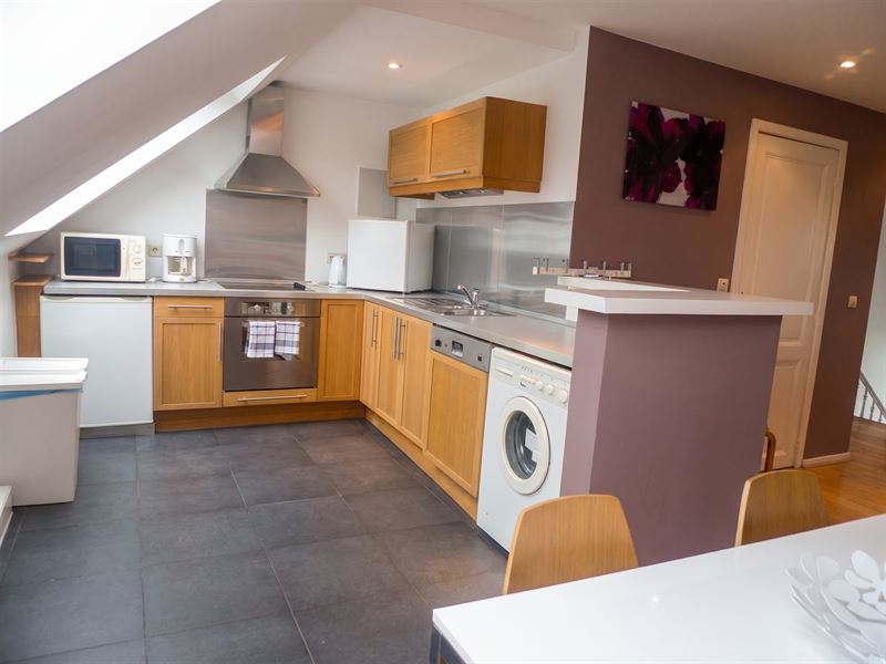 Chatelain wijk, appartement volledig gemeubeld