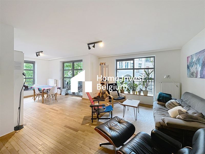 Appartement avec belle terrasse quartier Louise