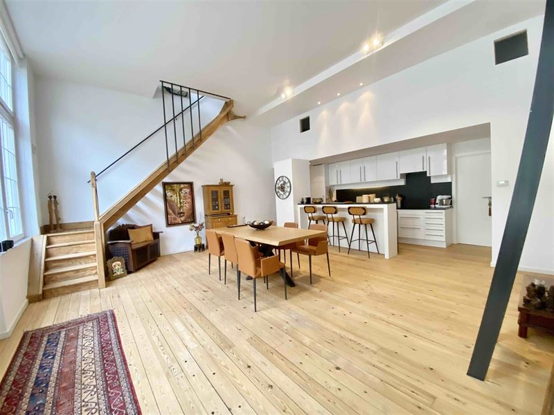 Duplex dans arrière maison