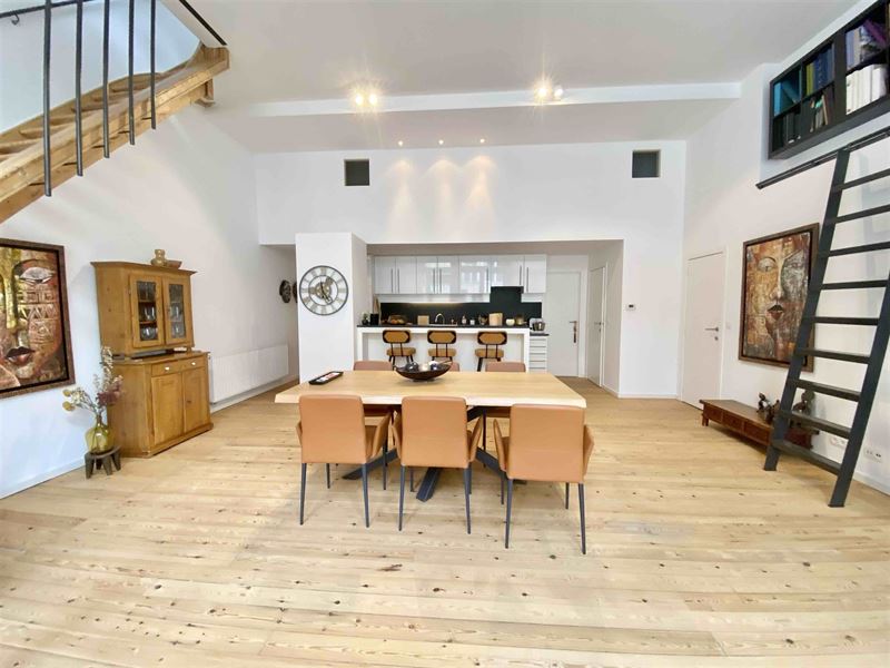 Duplex dans arrière maison