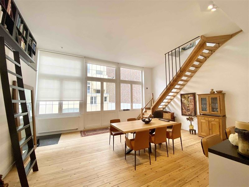 Duplex dans arrière maison
