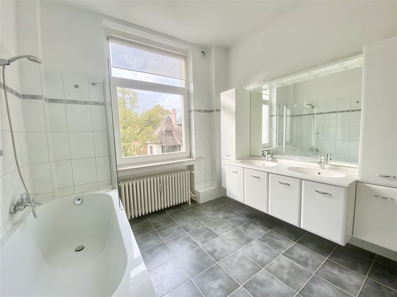 Ruim gerenoveerd appartement