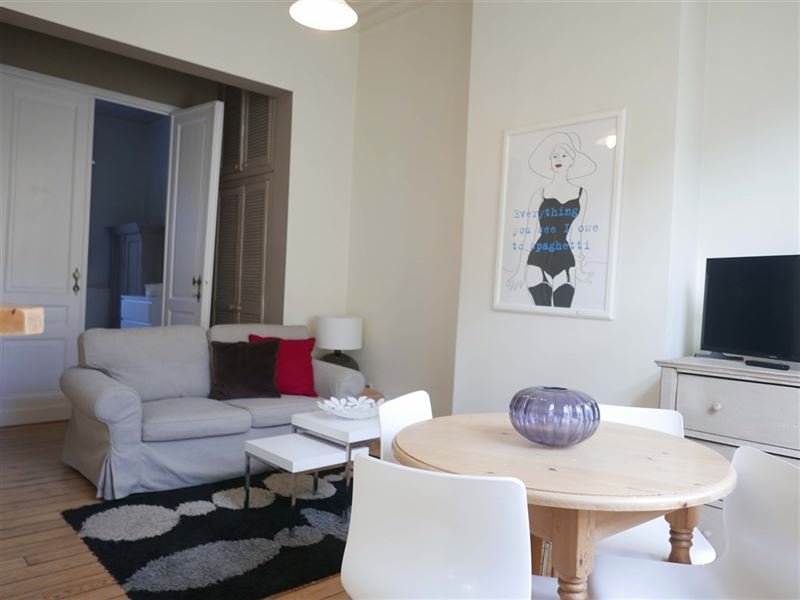 Gemeubeld appartement vlakbij de Chatelain
