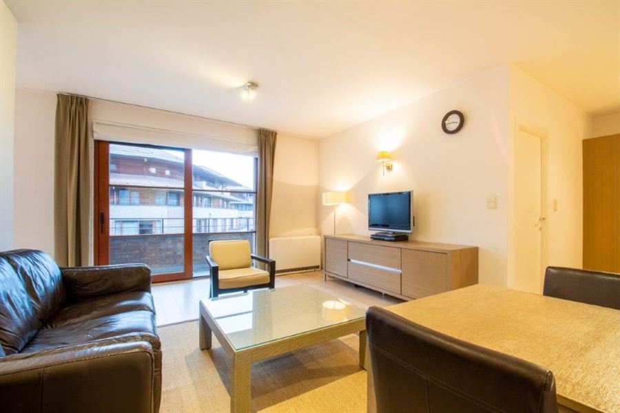 Gemeubeld appartement vlakbij Vorstlaan