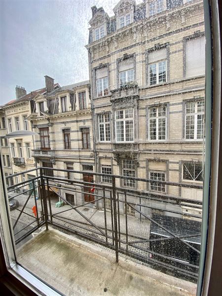 Gerenoveerd appartement wijk Madou