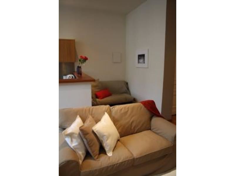 Gemeubeld appartement vlakbij Chatelain