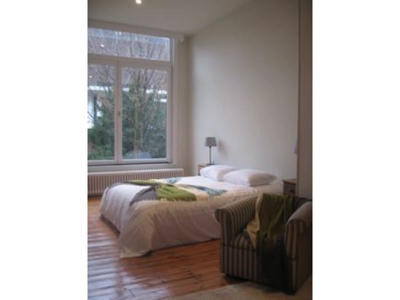 Gemeubeld appartement vlakbij Chatelain