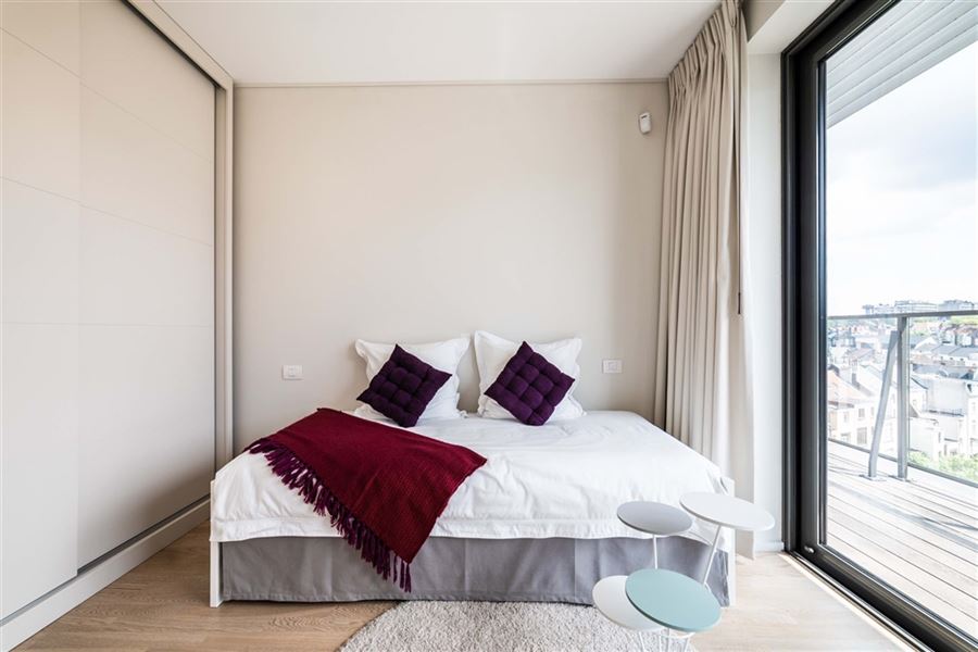 High standard furnished penthouse in the heart of the European area