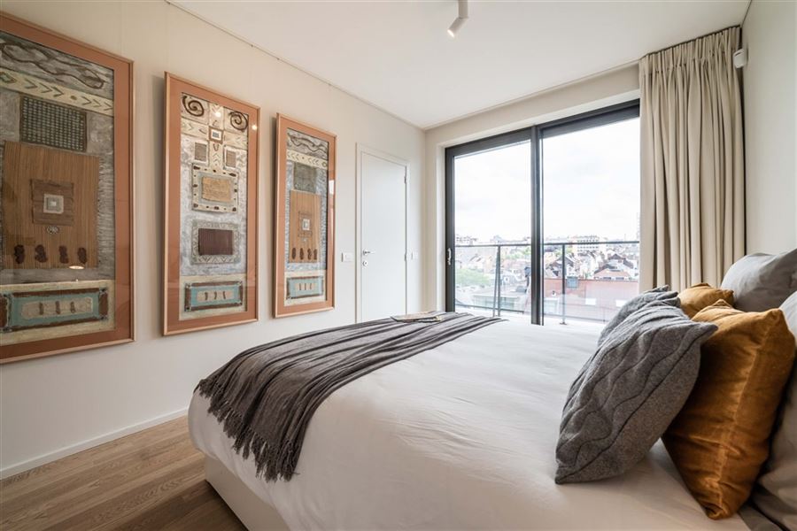 High standard furnished penthouse in the heart of the European area