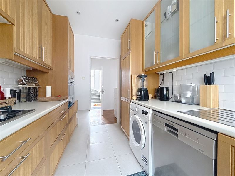 Appartement vlakbij Brugmannplein