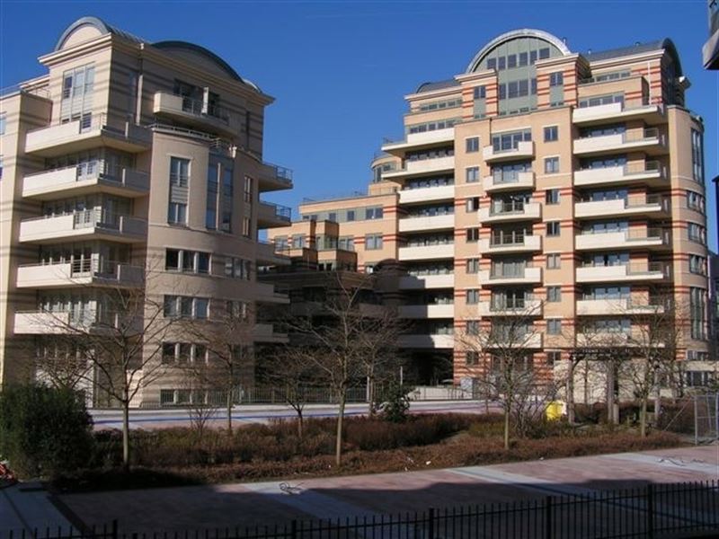 Appartement rez de chaussée meublé près d l'UE