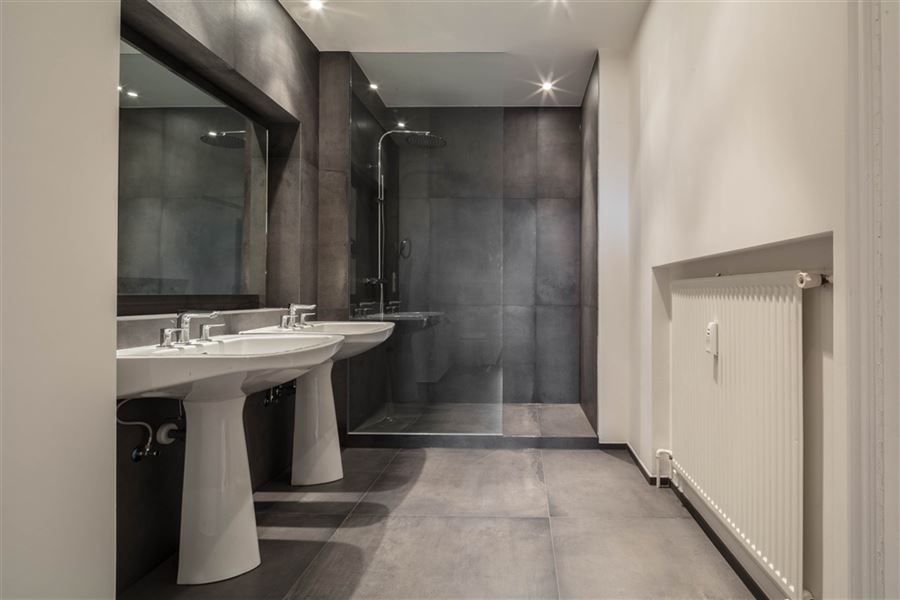 Splendide appartement dans immeuble standing