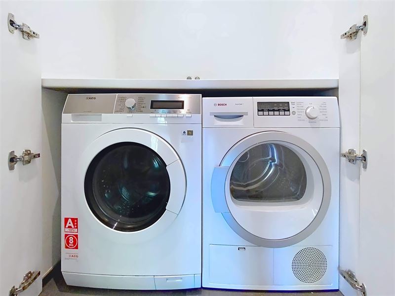 Louise nabij het Terkamerenbos. Prachtig klasse appartement volledig gerenoveerd in een hedendaagse stijl.
