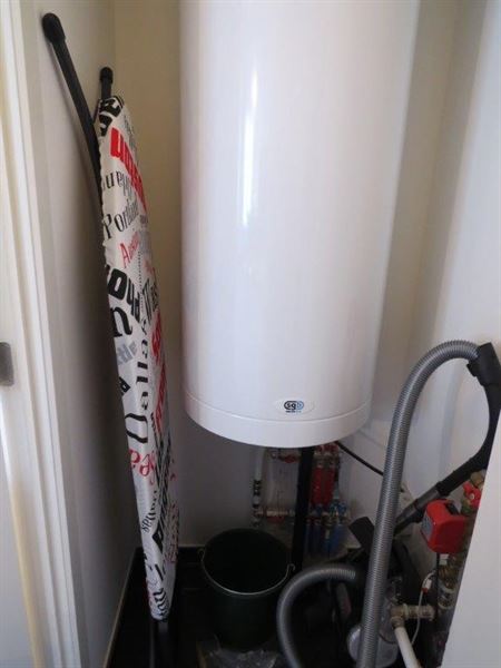 Gemeubeld modern appartement nabij EU