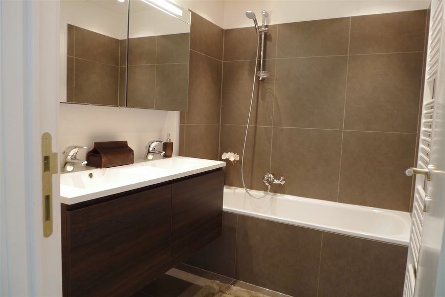 Furnished groundfloor apartment