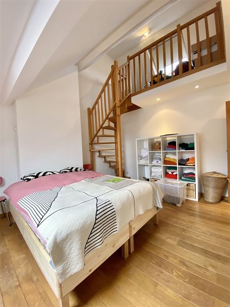 Helder gemeubeld appartement