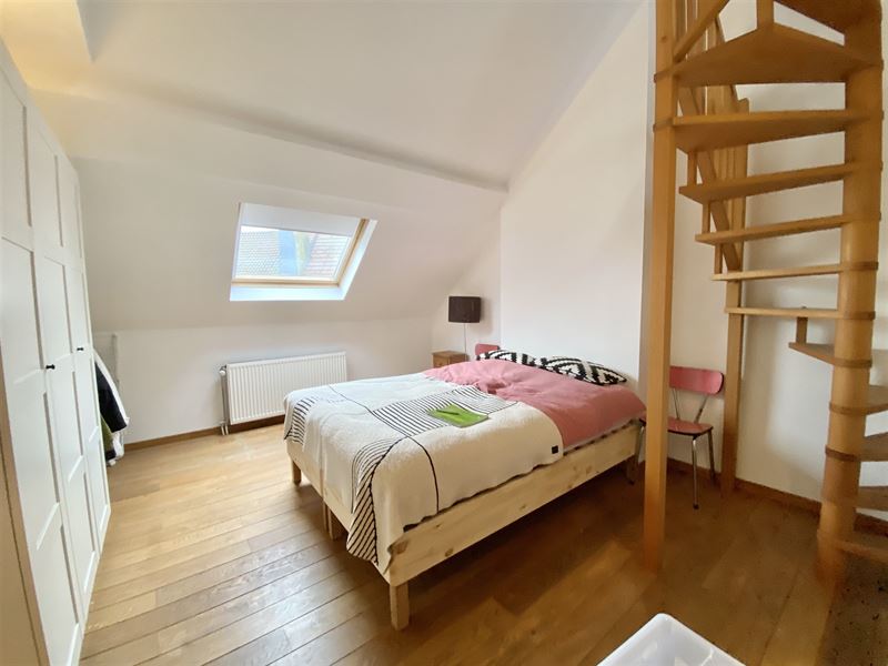 Helder gemeubeld appartement