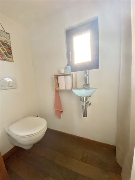 Helder gemeubeld appartement