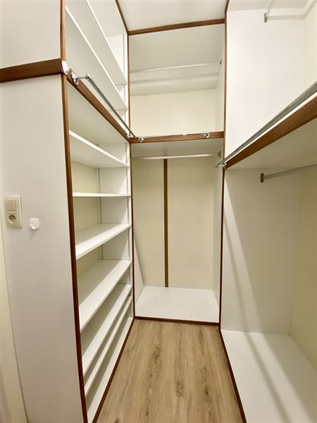 Appartement a deux pas de Louis Lepoutre