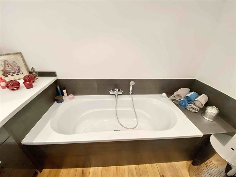 Duplex dans arrière maison