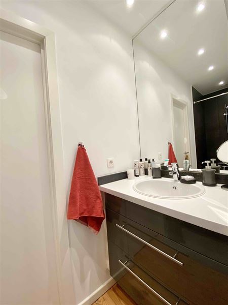 Duplex dans arrière maison