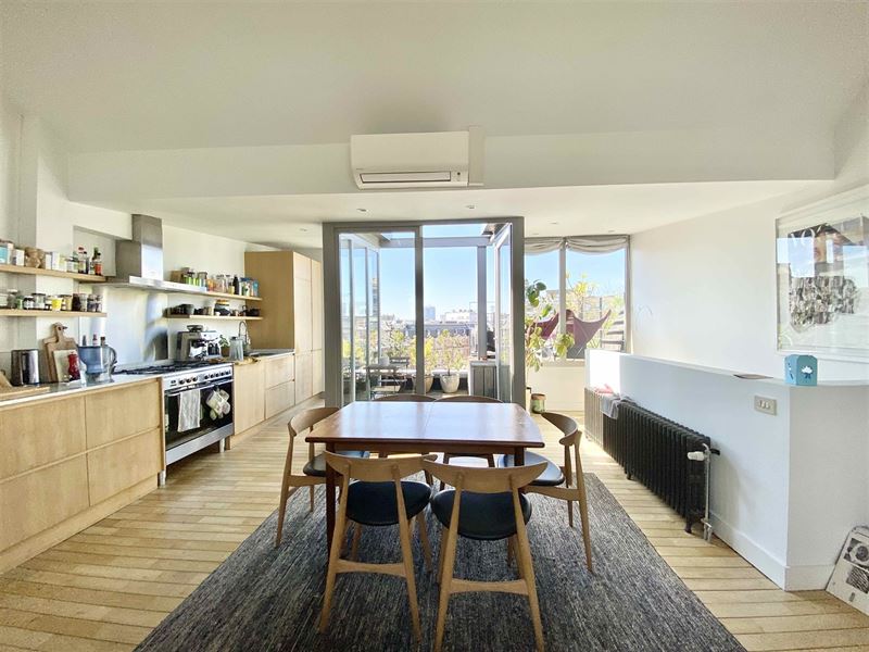 Apartment furnished