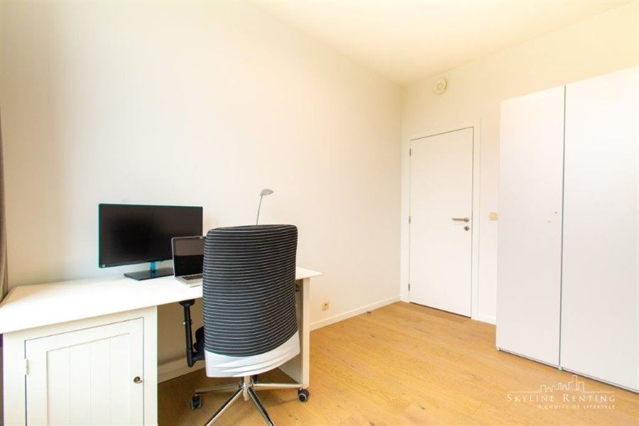 Furnished apartment Roosevelt area