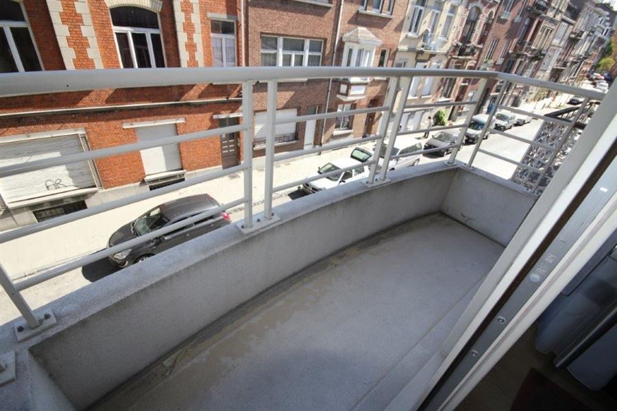 Appartement meublé moderne près de la Chasse
