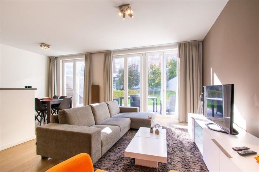 Appartement rez de chaussée meublé près d l'UE