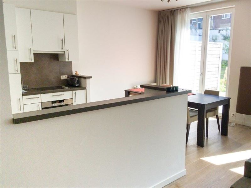 Appartement rez de chaussée meublé près d l'UE