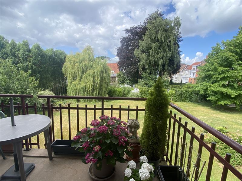 Rustig appartement + terras