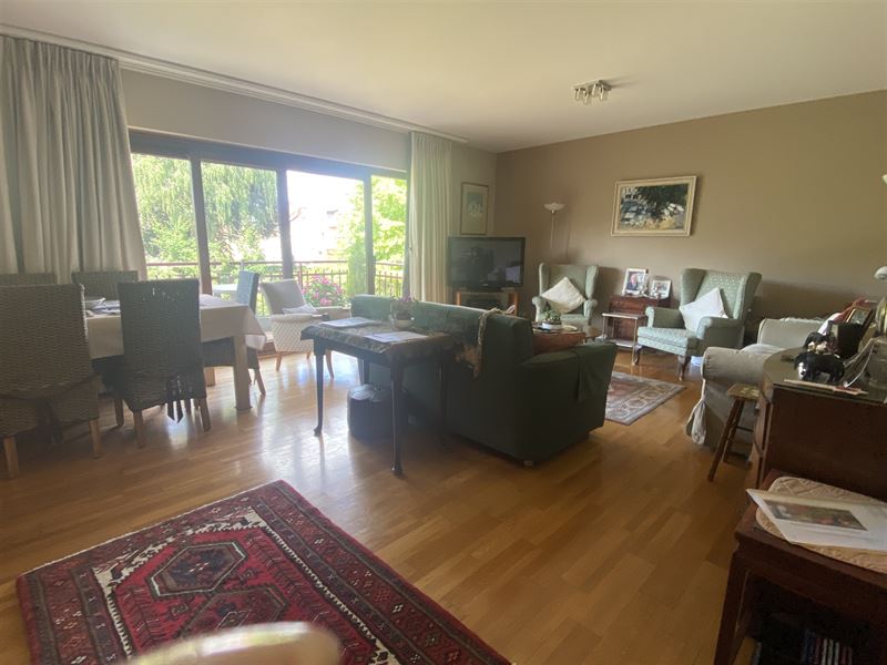 Rustig appartement + terras