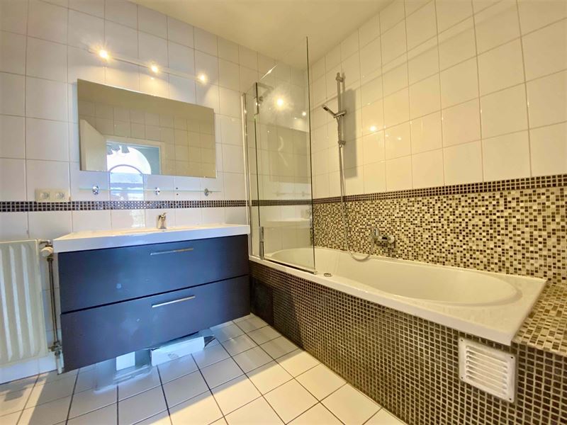 Appartement op de bovenste verdieping met terras