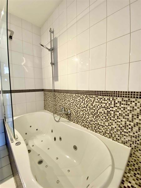 Appartement op de bovenste verdieping met terras