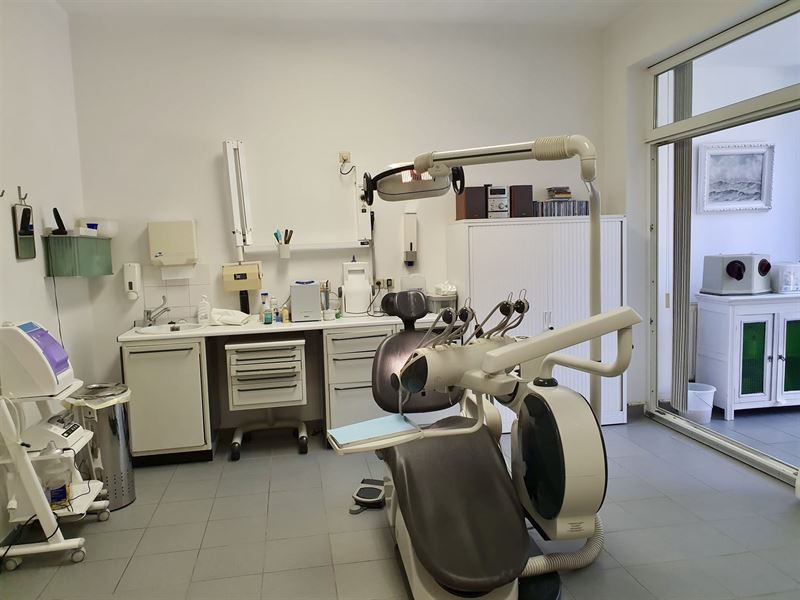 Maison Bourgeoise 6 chs + prof libérale