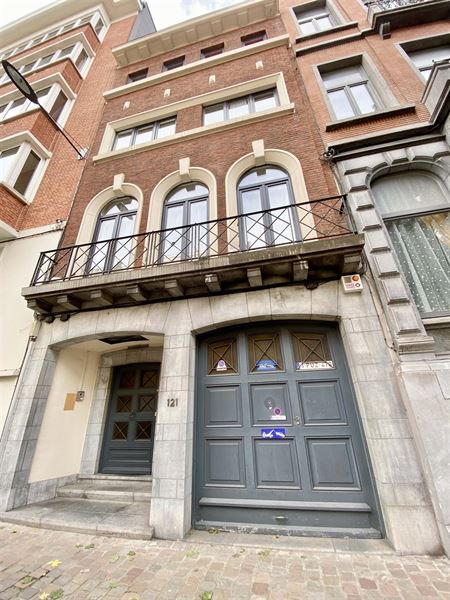 Maison Bourgeoise 6 chs + prof libérale