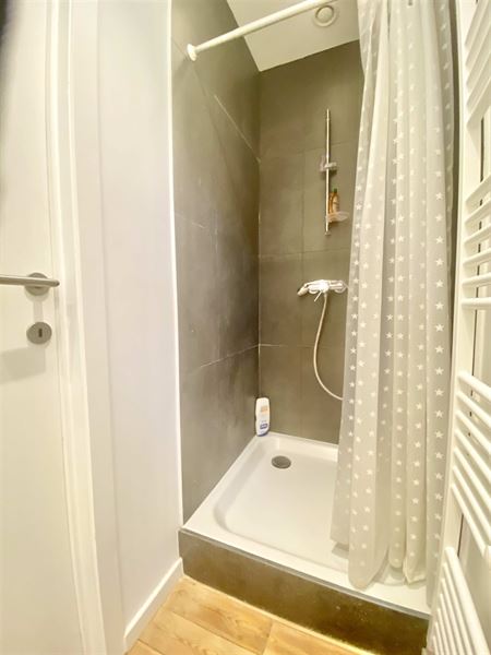 Duplex dans arrière maison