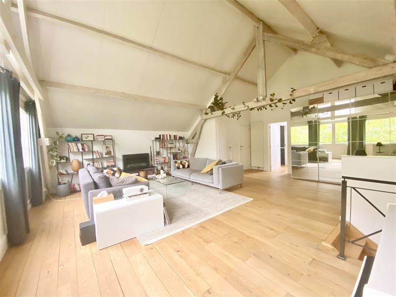 Duplex dans arrière maison