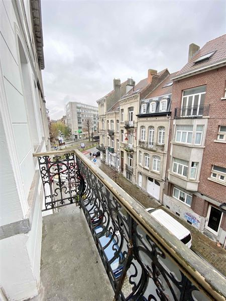 Appartement tussen Molière en Albertplein