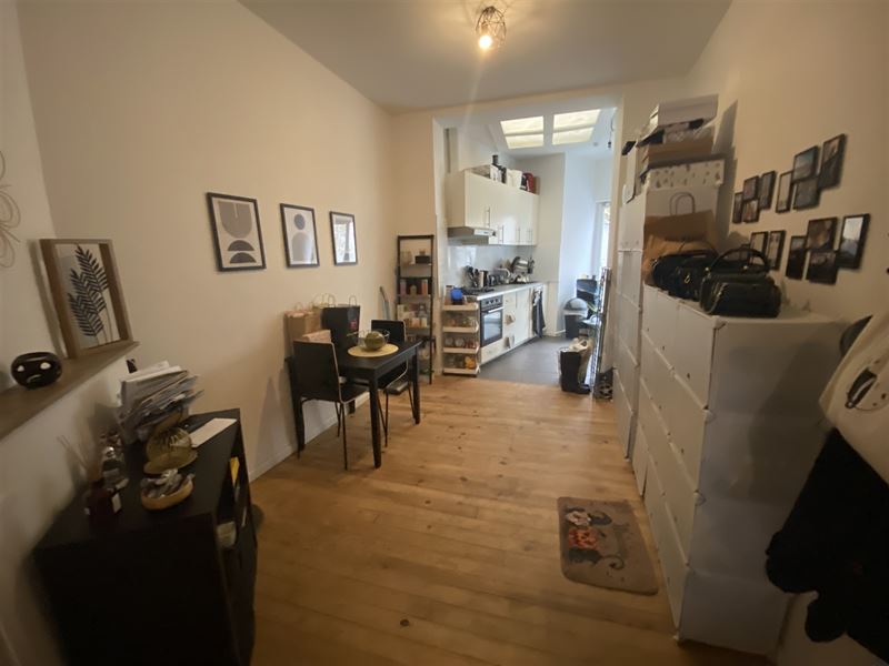 Appartementenhuis met 4 wooneenheden nabij Louise