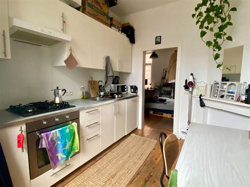 Appartementenhuis met 4 wooneenheden nabij Louise