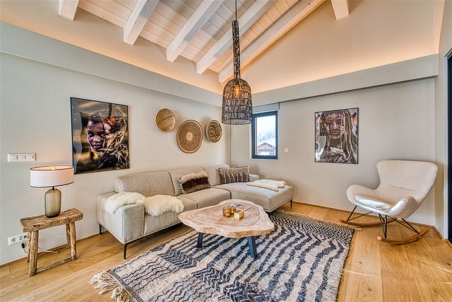 Fabulous 3 bedroom chalet with large terrace