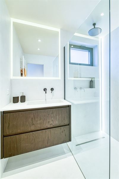 Fabulous 3 bedroom chalet with large terrace