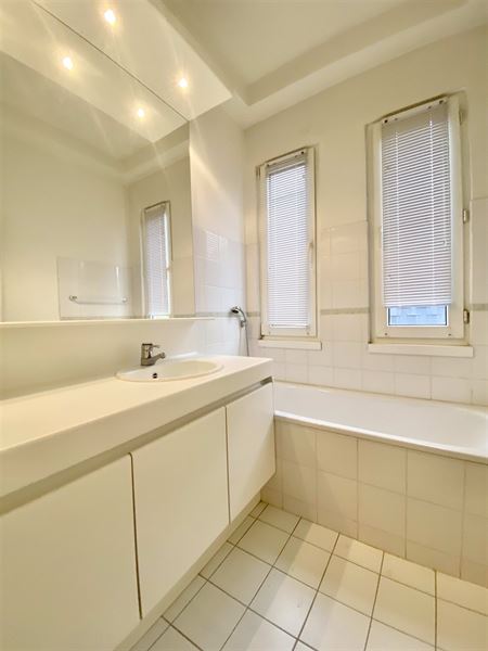 Prachtig en licht appartement 155m², vlakbij Bos